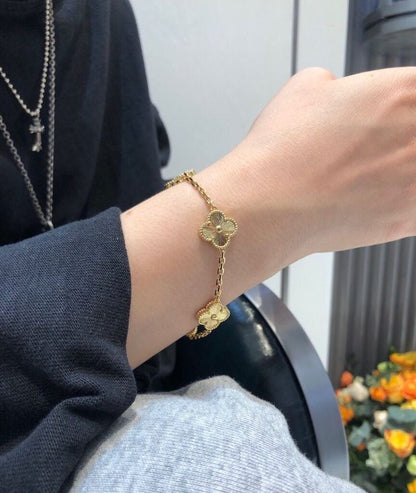 Van Vintage Bracelet
